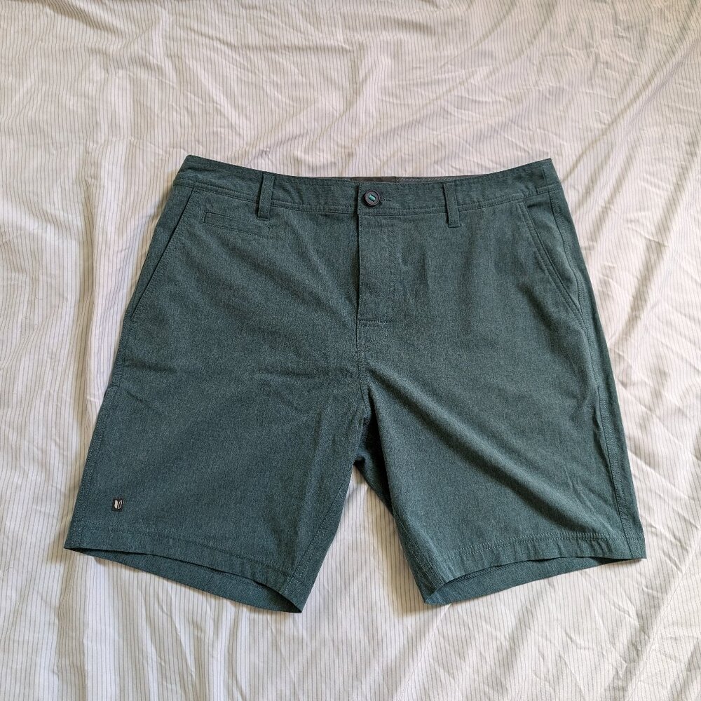 Linksoul Men's Golf Shorts Green Size 33